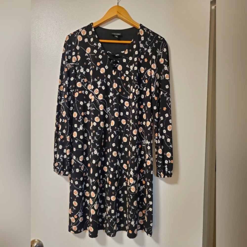 Roz & Ali Floral Dress